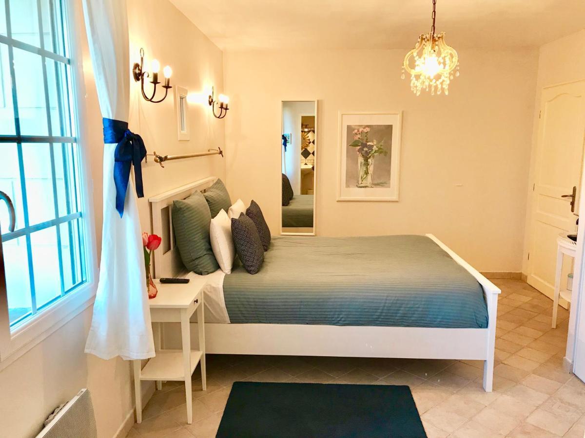 Sans Souci Bed And Breakfast Luxe Heated Pool And Restaurant Luzillé Dış mekan fotoğraf