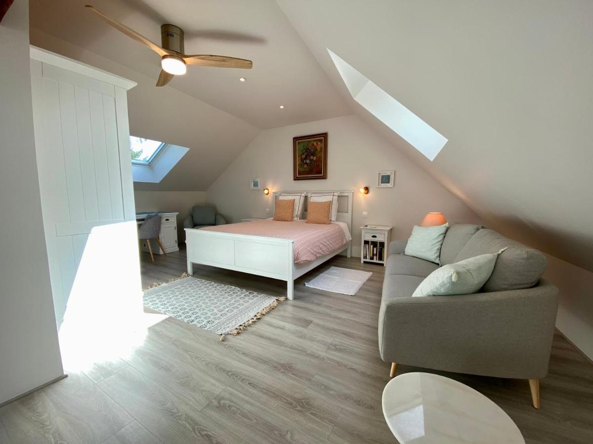 Sans Souci Bed And Breakfast Luxe Heated Pool And Restaurant Luzillé Dış mekan fotoğraf