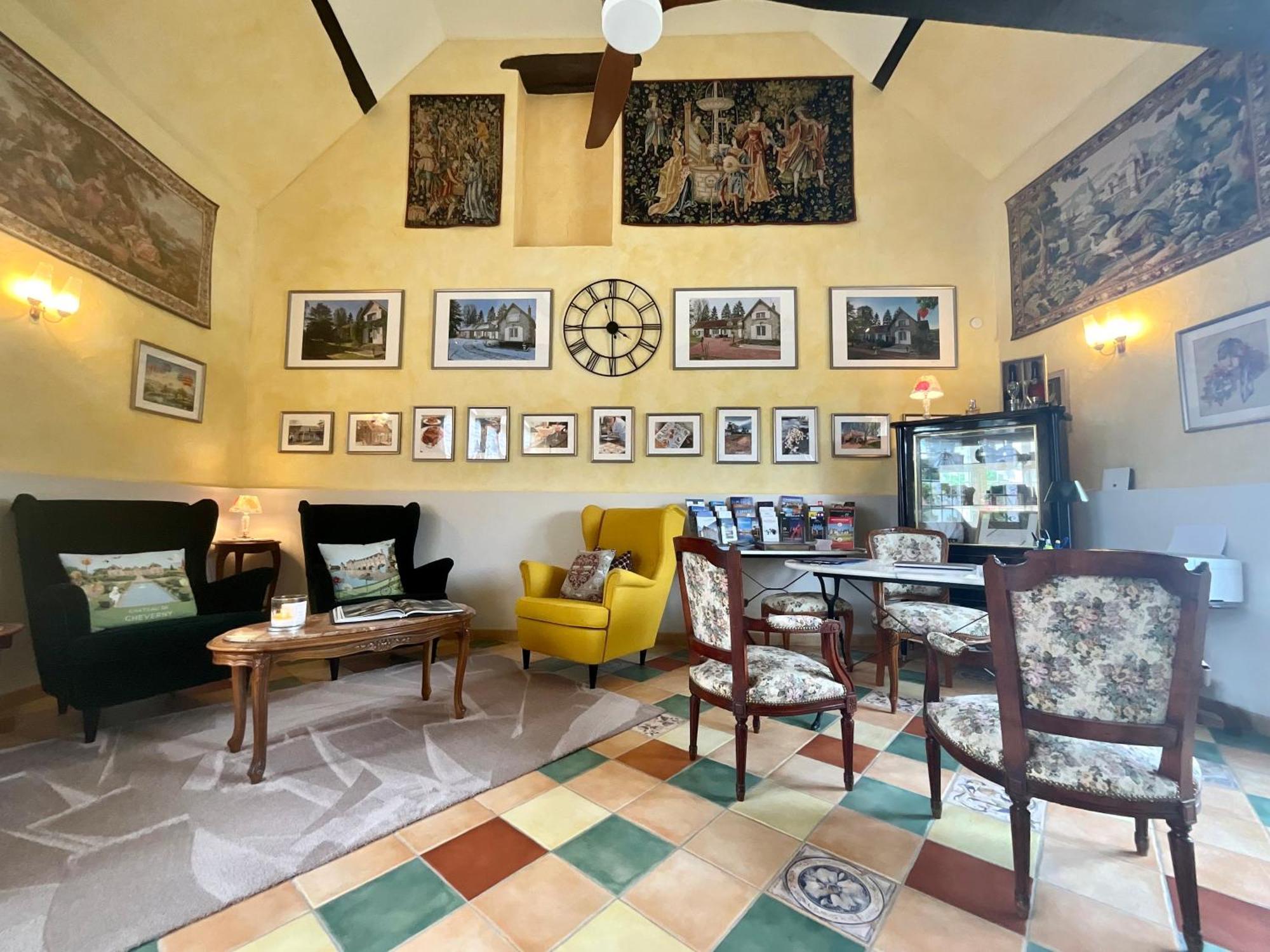 Sans Souci Bed And Breakfast Luxe Heated Pool And Restaurant Luzillé Dış mekan fotoğraf